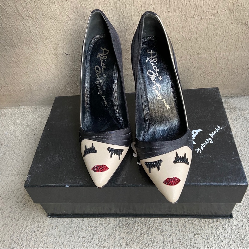 Alice and Olivia high heel
